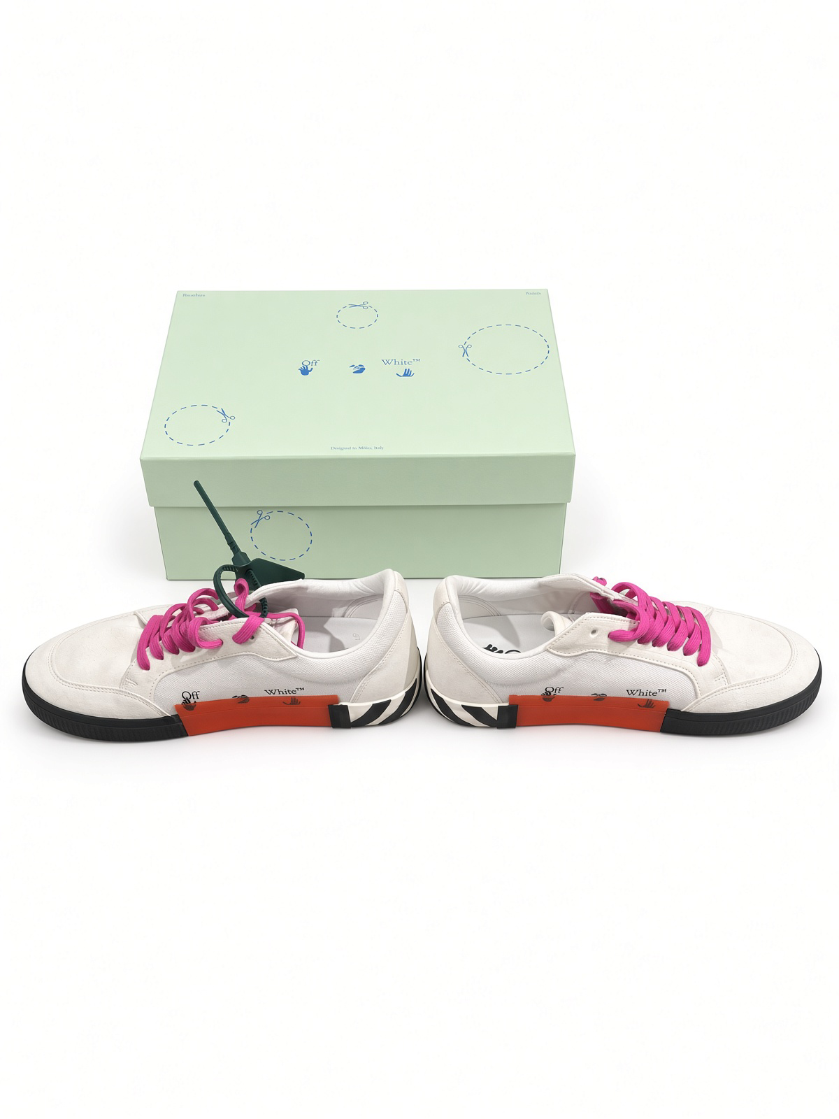 Off-White Low Vulcanized Canvas — White / Pink Arrow with Box