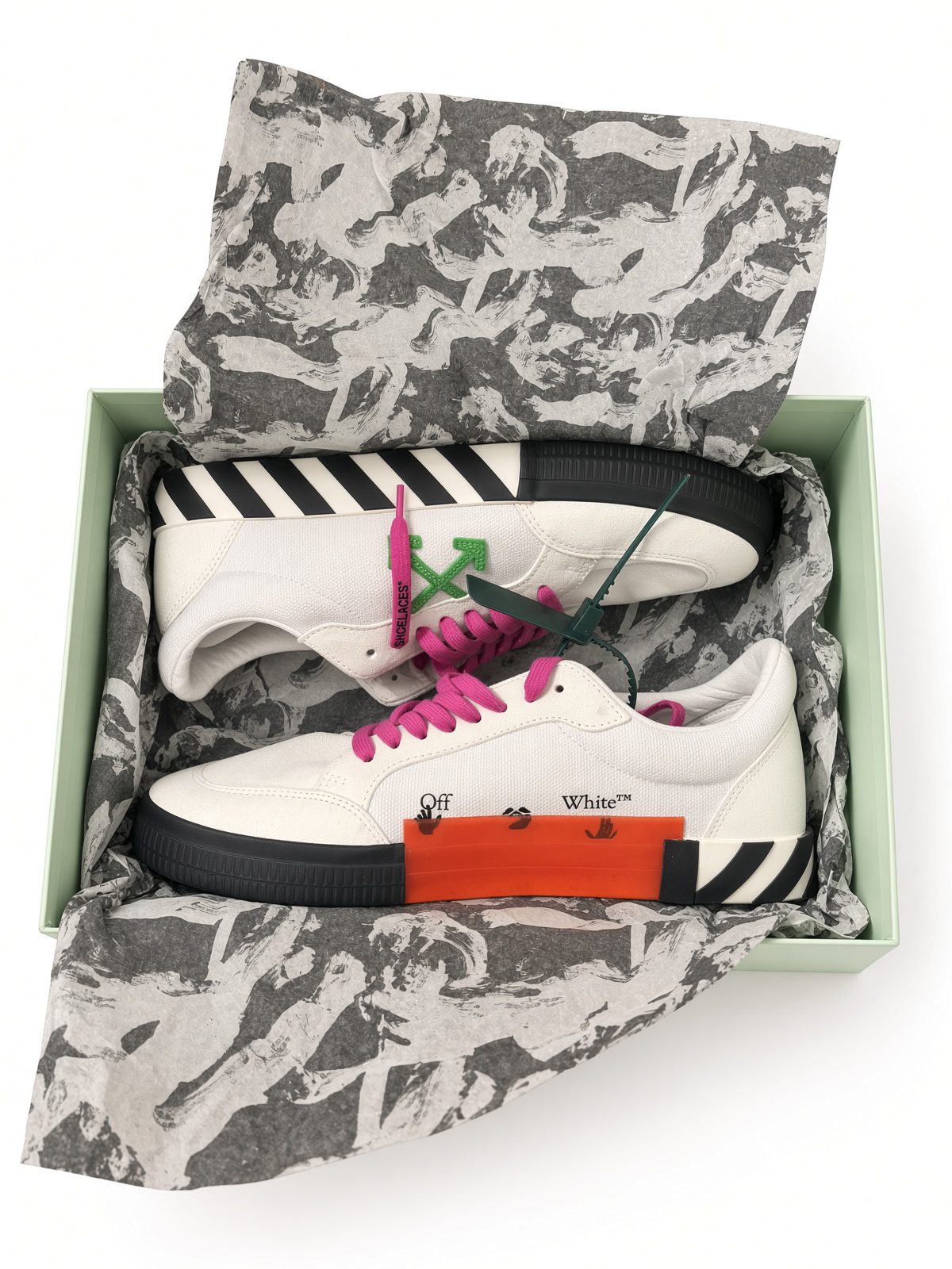 Off-White Low Vulcanized Canvas — White / Pink Arrow with Box